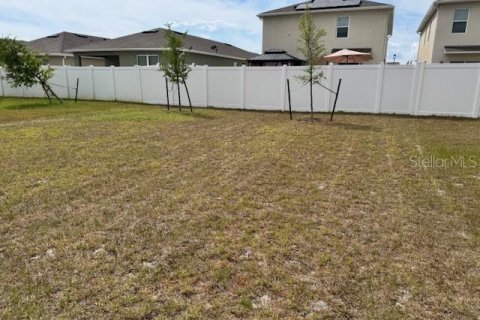 House in Saint Cloud, Florida 4 bedrooms, 216 sq.m. № 1680346 - photo 3