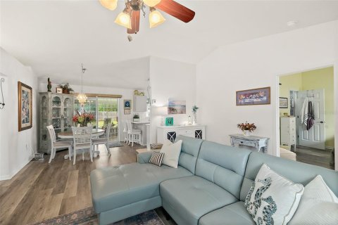 Купить виллу или дом в Палм-Кост, Флорида 4 комнаты, 112.78м2, № 2288013 - фото 7