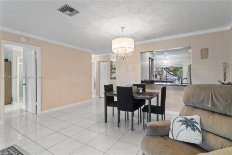 Condominio en venta en Margate, Florida, 2 dormitorios № 2001664 - foto 18