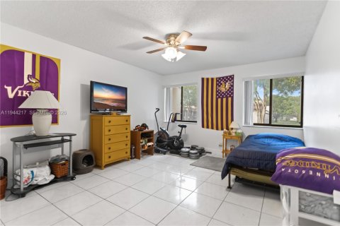 Condominio en venta en Margate, Florida, 2 dormitorios № 2001664 - foto 29