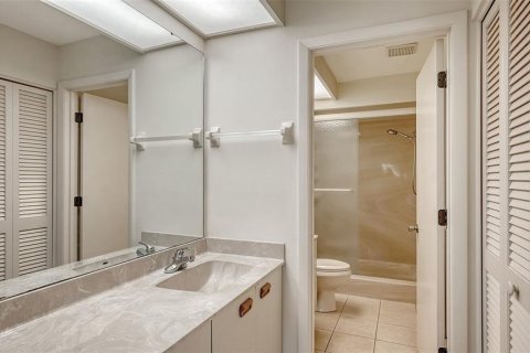 Casa en venta en Sarasota, Florida, 2 dormitorios, 119.19 m2 № 1846877 - foto 8