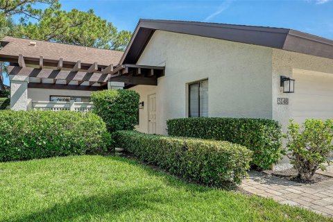 Casa en venta en Sarasota, Florida, 2 dormitorios, 119.19 m2 № 1846877 - foto 1