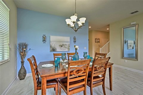Casa en venta en Davenport, Florida, 5 dormitorios, 286.23 m2 № 1555630 - foto 30