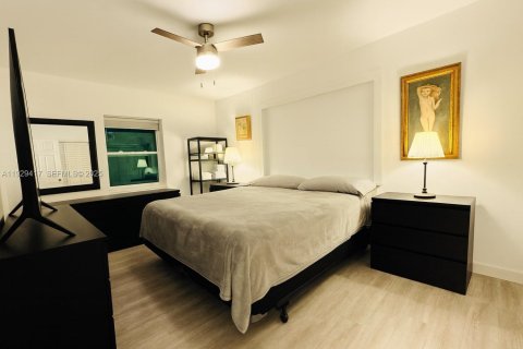 Villa ou maison à vendre à Miami, Floride: 4 chambres, 137.77 m2 № 1991737 - photo 9