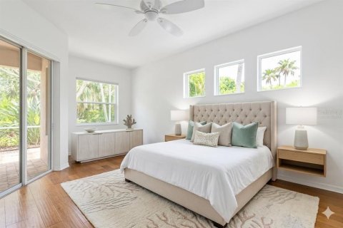 House in University Park, Florida 3 bedrooms, 173.63 sq.m. № 2200025 - photo 6