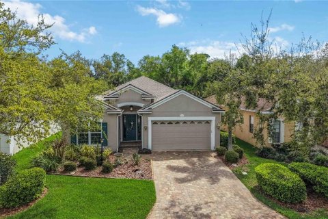 House in University Park, Florida 3 bedrooms, 173.63 sq.m. № 2200025 - photo 2