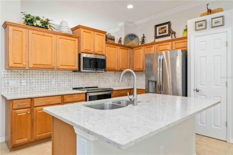 House in University Park, Florida 3 bedrooms, 173.63 sq.m. № 2200025 - photo 8