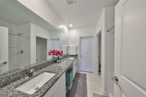 Casa en venta en Riverview, Florida, 5 dormitorios, 221.94 m2 № 1659535 - foto 16