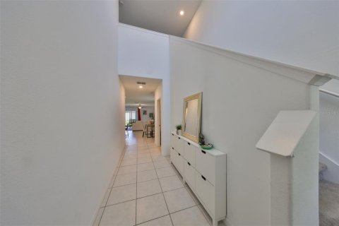 Casa en venta en Riverview, Florida, 5 dormitorios, 221.94 m2 № 1659535 - foto 4