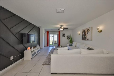 Casa en venta en Riverview, Florida, 5 dormitorios, 221.94 m2 № 1659535 - foto 8