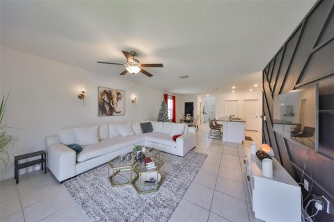 Casa en venta en Riverview, Florida, 5 dormitorios, 221.94 m2 № 1659535 - foto 9