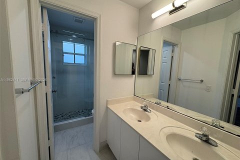 Casa en alquiler en Weston, Florida, 4 dormitorios, 208.29 m2 № 2024883 - foto 24