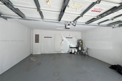 Casa en alquiler en Weston, Florida, 4 dormitorios, 208.29 m2 № 2024883 - foto 8