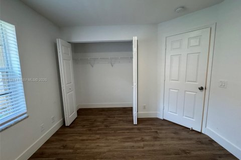 Casa en alquiler en Weston, Florida, 4 dormitorios, 208.29 m2 № 2024883 - foto 28