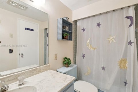 Copropriété à vendre à Hollywood, Floride: 2 chambres, 105.17 m2 № 2007329 - photo 23
