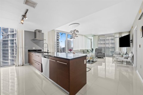 Купить кондоминиум в Майами, Флорида 2 спальни, 123.28м2, № 2090991 - фото 3