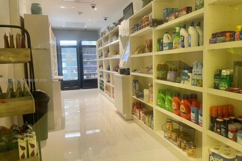 Купить кондоминиум в Майами, Флорида 2 спальни, 123.28м2, № 2090991 - фото 20