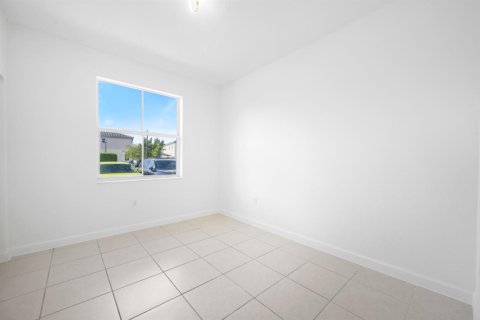 Adosado en venta en Homestead, Florida, 3 dormitorios, 143.53 m2 № 2146370 - foto 9