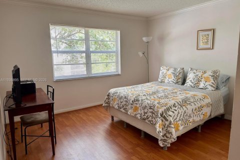 Купить кондоминиум в Корал-Спрингс, Флорида 1 спальня, 77.57м2, № 1995287 - фото 7