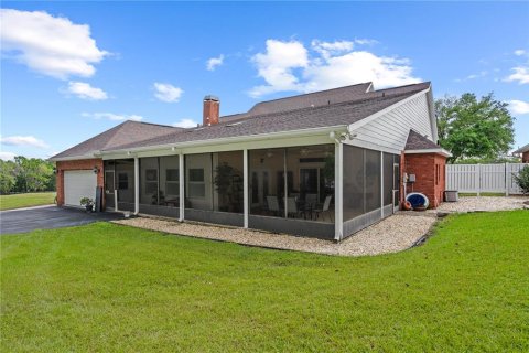 House in Brooksville, Florida 3 bedrooms, 392.05 sq.m. № 1642922 - photo 30