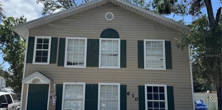 Commercial property in Bradenton, Florida 180.6 sq.m. № 1784645