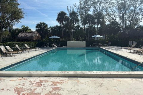 Condo in Miami, Florida, 3 bedrooms  № 1982476 - photo 24