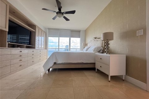 Copropriété à louer à Hallandale Beach, Floride: 3 chambres, 161 m2 № 1706434 - photo 23