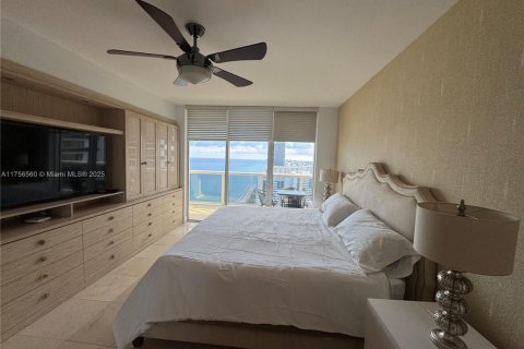 Copropriété à louer à Hallandale Beach, Floride: 3 chambres, 161 m2 № 1706434 - photo 20