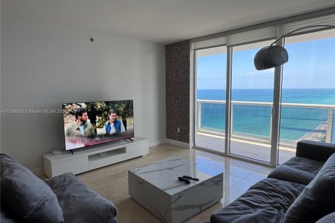 Copropriété à louer à Hallandale Beach, Floride: 3 chambres, 161 m2 № 1706434 - photo 16