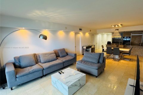 Copropriété à louer à Hallandale Beach, Floride: 3 chambres, 161 m2 № 1706434 - photo 17