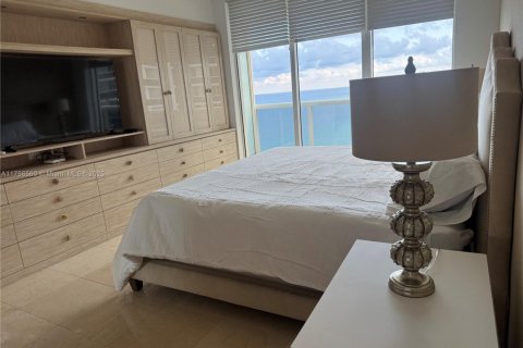 Copropriété à louer à Hallandale Beach, Floride: 3 chambres, 161 m2 № 1706434 - photo 22