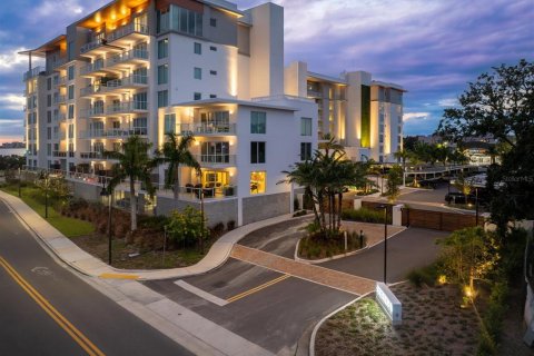 Copropriété à vendre à Clearwater, Floride: 2 chambres, 130.9 m2 № 2103413 - photo 9