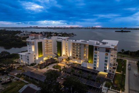Copropriété à vendre à Clearwater, Floride: 2 chambres, 130.9 m2 № 2103413 - photo 8