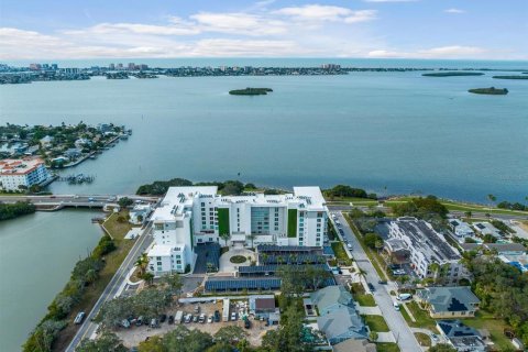 Copropriété à vendre à Clearwater, Floride: 2 chambres, 130.9 m2 № 2103413 - photo 22