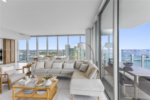 Condo in Miami, Florida, 3 bedrooms  № 2152973 - photo 6