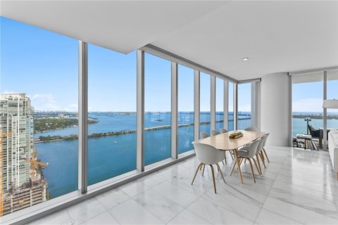 Condo in Miami, Florida, 3 bedrooms  № 2152973 - photo 12