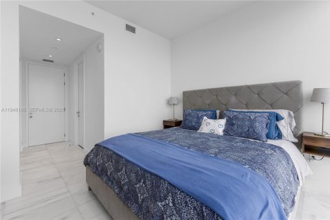 Condo in Miami, Florida, 3 bedrooms  № 2152973 - photo 28