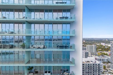 Condo in Miami, Florida, 3 bedrooms  № 2152973 - photo 4