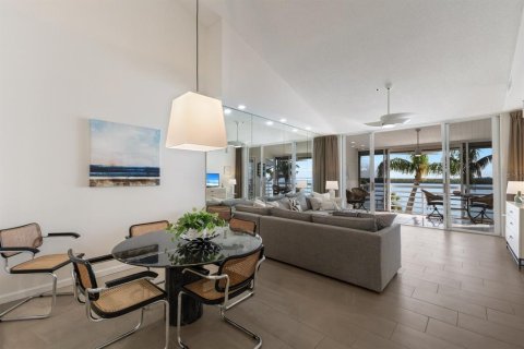 Condo in Longboat Key, Florida, 2 bedrooms  № 1833004 - photo 10