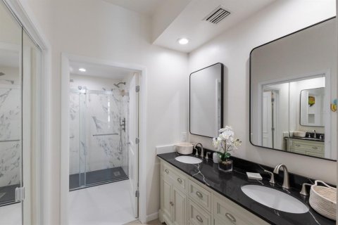 Condo in Longboat Key, Florida, 2 bedrooms  № 1833004 - photo 28