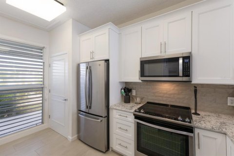 Condo in Longboat Key, Florida, 2 bedrooms  № 1833004 - photo 6