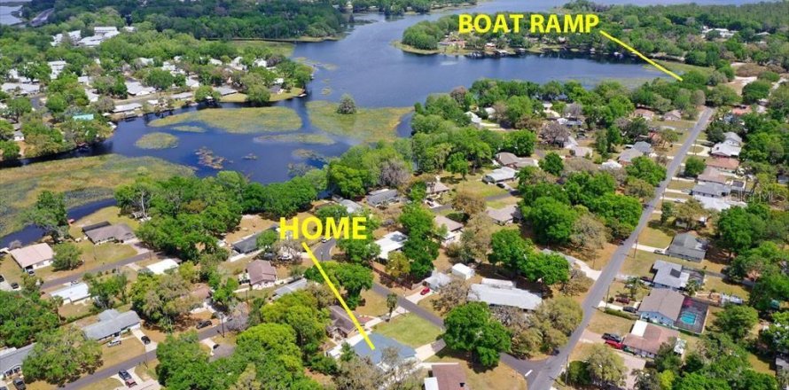 Villa ou maison à Naples, Floride 2 chambres, 108.79 m2 № 1902051