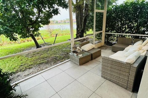 Touwnhouse à louer à Boca Raton, Floride: 3 chambres, 144.18 m2 № 2169298 - photo 25
