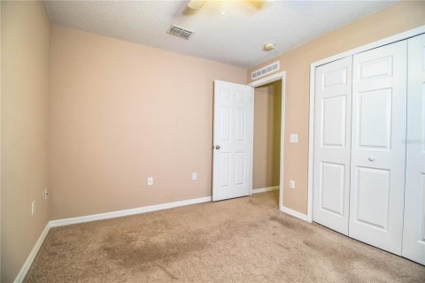 House in Winter Haven, Florida 3 bedrooms, 144.46 sq.m. № 1655176 - photo 30