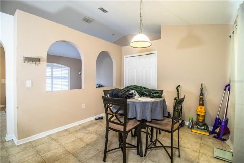 House in Winter Haven, Florida 3 bedrooms, 144.46 sq.m. № 1655176 - photo 11