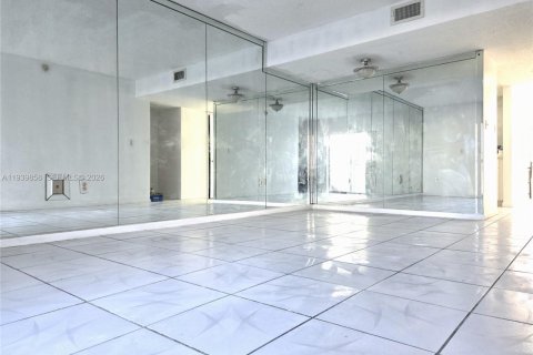 Снять в аренду кондоминиум в Майами, Флорида 3 спальни, 119.66м2, № 1996890 - фото 8