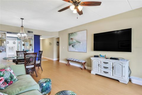 Condominio en alquiler en Longboat Key, Florida, 2 dormitorios, 97.18 m2 № 214741 - foto 19