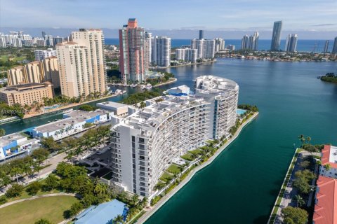 Copropriété à vendre à Aventura, Floride: 2 chambres, 144.09 m2 № 1694168 - photo 22