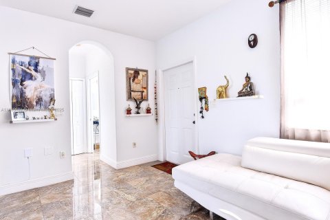 Touwnhouse à vendre à Homestead, Floride: 3 chambres, 120.96 m2 № 1818095 - photo 4