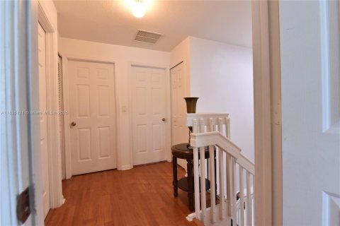 Touwnhouse à vendre à Homestead, Floride: 3 chambres, 120.96 m2 № 1818095 - photo 23